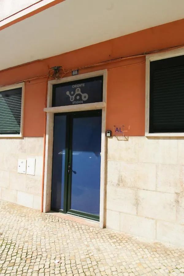Apartment Oriente Dna Studios X Lisbon