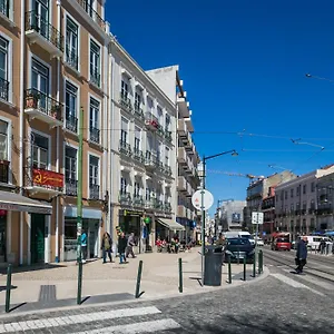 Happy - With A View, Private Terrace & Ac Lissabon