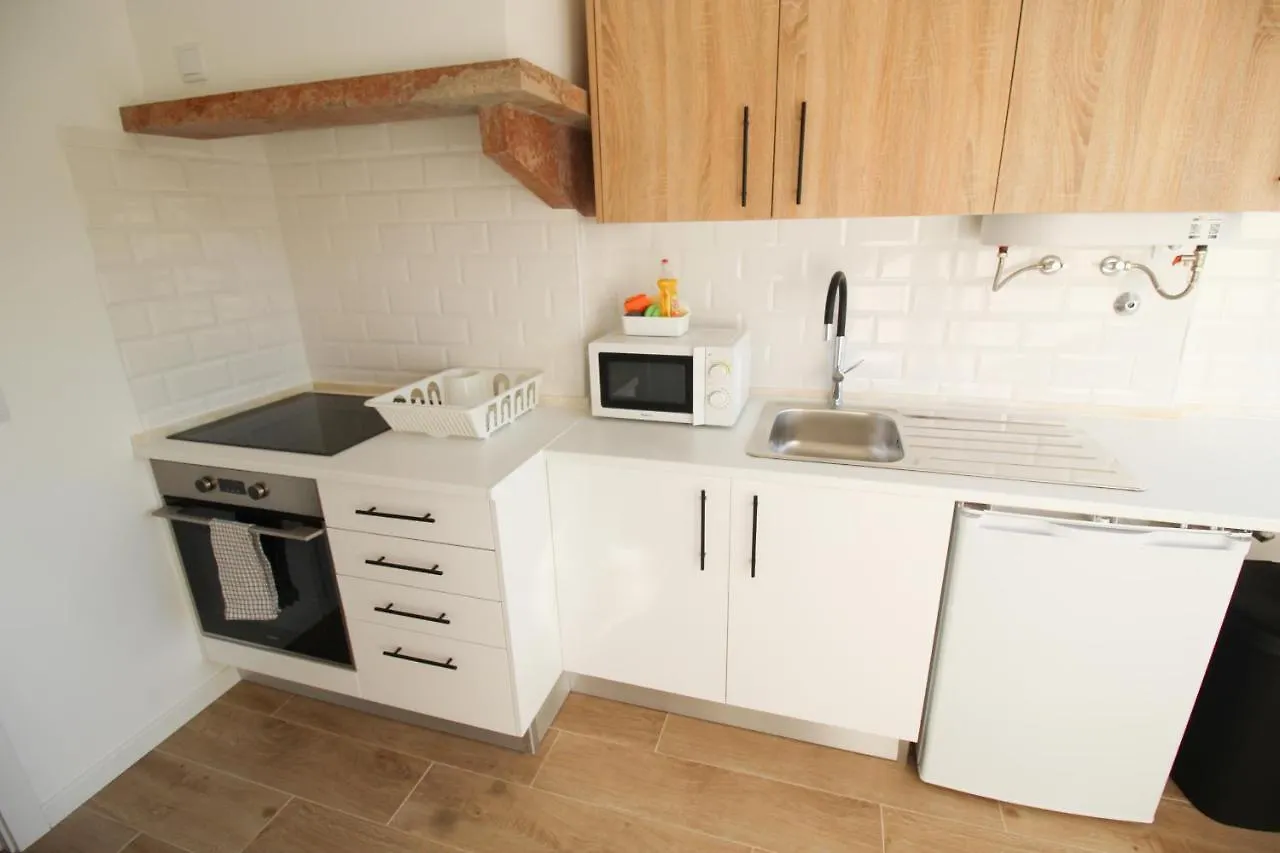 Oriente Dna Studios X Lisbon Apartment